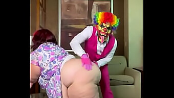 Prima Experiență De Circ A Lui Natalie Kinky Duce La O Aventură Cosplay Sălbatică