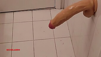 Amateur Jerking Off With Big Dick In The Bathroom