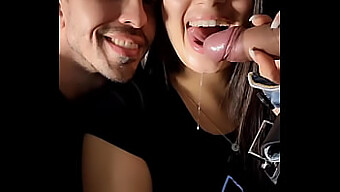 ¡despertando Un Encuentro Oral Entre Una Pareja Casada Y Un Toque! ¡no Te Lo Pierdas!