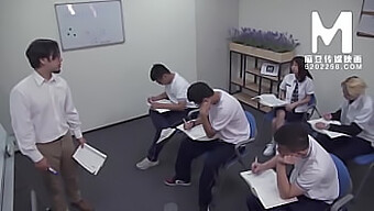 Chinese Domestic Video: Wild Female Classmates In Rebellion - Madou Master Edition