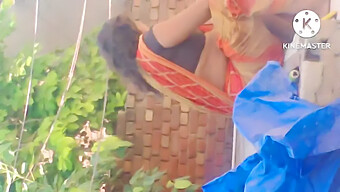 Desi Aunty'S Homemade Yoga And Sex Video With Young And Old Partners