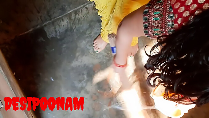 Indian Beauty Poonam Gets Brutally Fucked In The Bathroom