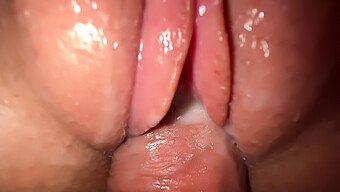 Close-Up Of Skinny Brunette'S Orgasmic Fucking And Cumshot