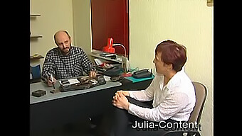 El Encuentro Sexual De Erna Durante Una Entrevista De Trabajo Privada