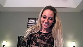 Nikki Sims' Unclothed Performance On Webcam In September 2017