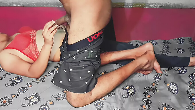 Indian College Lovers Get Down And Dirty In A Hot Sex Session